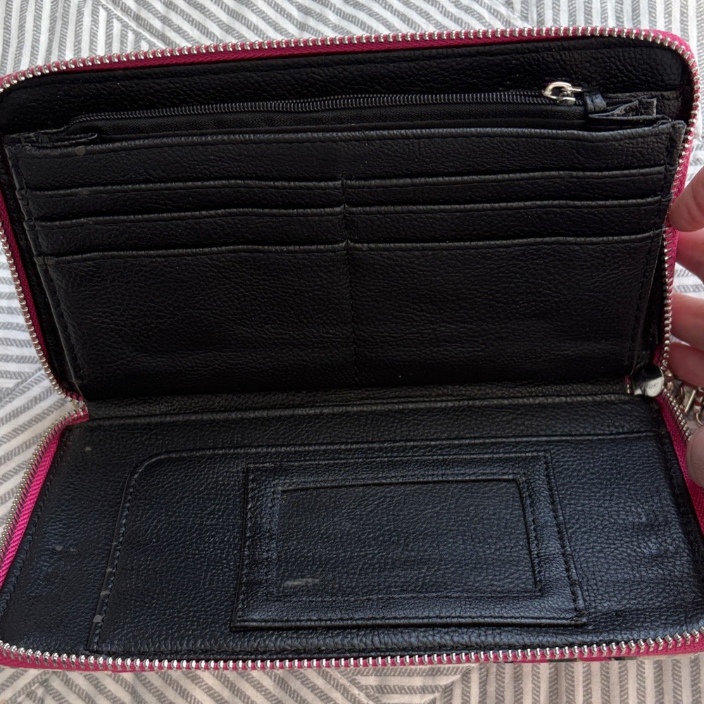 Betsey Johnson Pink Floral Wristlet Clutch - Picture 4 of 9